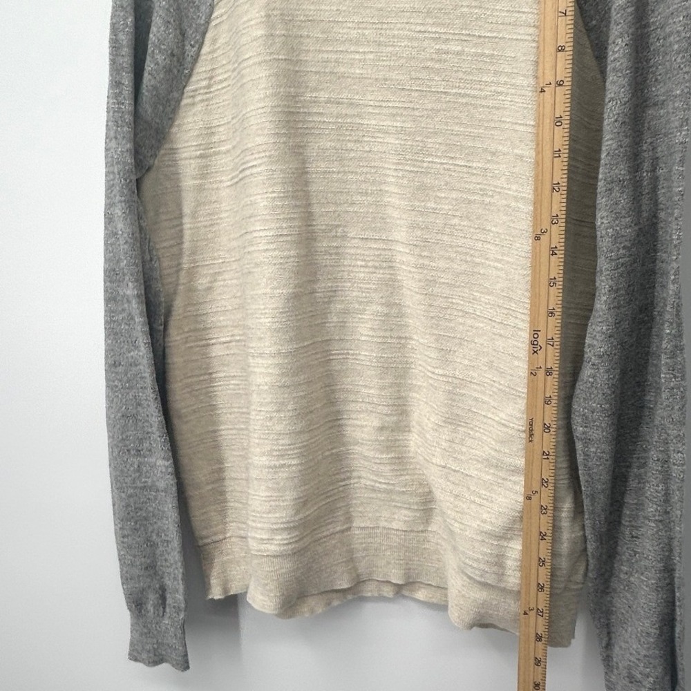 J.Crew Jeans Mens XLT Raglan Sweater Cotton Textured Colorblock Cream Grey Tall - Picture 7 of 7